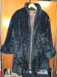 Giaccone 3/4 pelliccia sintetica nera
