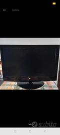 LG Televisore 32 pollici 