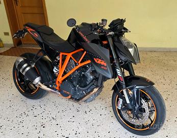 ktm 1290 superduke r 