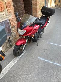 Kawasaki ZR 7s 2001