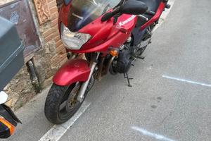 Kawasaki ZR 7s 2001