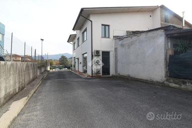 MONOLOCALE A POGGIO MOIANO