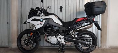 moto   F750 GS