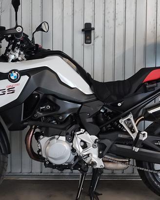 moto   F750 GS