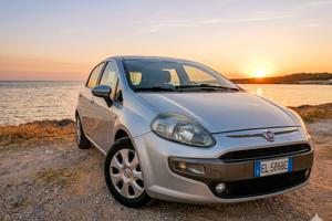 Guarda che auto!!