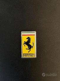 Stemma Ferrari e Pininfarina