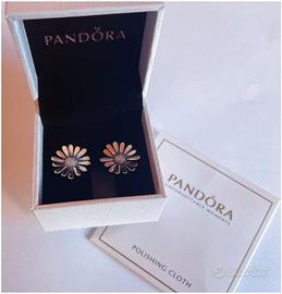 PANDORA Orecchini pavè Margherite 298812C01