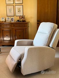 Poltrona motorizzata reclinabile