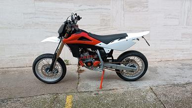 Husqvarna sm 125