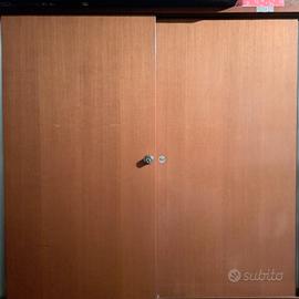 2 mobile in legno  bin