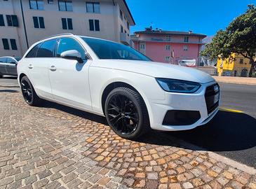 Audi A4 Avant 35 TDI