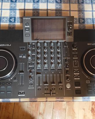 Consolle denon sc live 4, Case consolle
