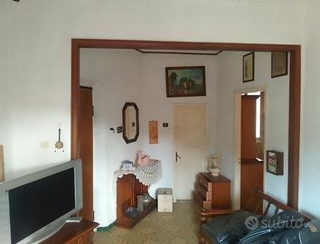 App.to ULTIMo piano in CENTRO AULLA