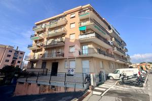 3 LOCALI A ALBISOLA SUPERIORE