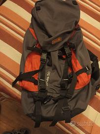 zaino da trekking Lafuma 