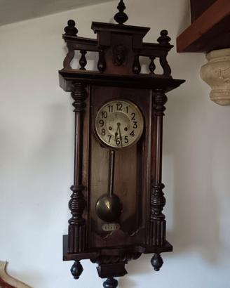ANTICO OROLOGIO A PENDOLO DA MURO UMBERTINO