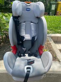 Seggiolino auto Chicco YOUniverse FIX 9-36 Kg.