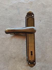Maniglie porta ottone anticato