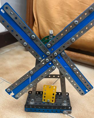 Meccano elettrico