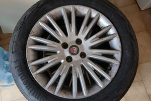  ruote con cerchi il lega 