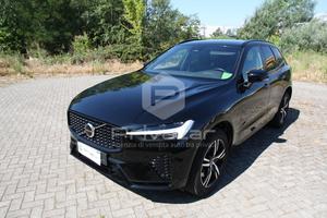 VOLVO XC60 B4 (d) AWD automatico Plus Dark