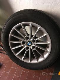 Ruota in lega completa per BMW. Entra e leggi.