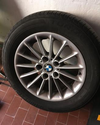 Ruota in lega completa per BMW. Entra e leggi.