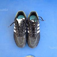 Scarpe da calcio usate