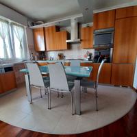 Arredamento completo – legno, alta qualità e desig