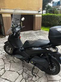 Piaggio Beverly 300 (2016)