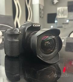Canon EOS 60D + obiettivo 14mm