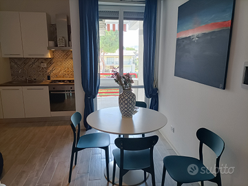 Bilocale 50 metri dal mare