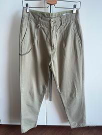 Pantaloni Fit Carrot Bershka