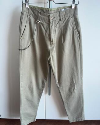 Pantaloni Fit Carrot Bershka