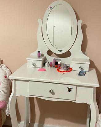 Specchiera per cameretta bambina con cassetti