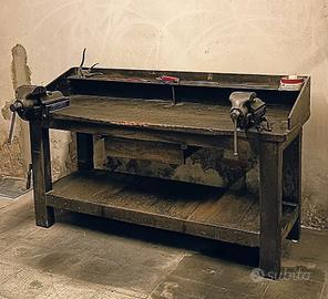 Banco da lavoro in legno