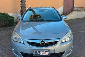 Opel Astra 1.7 CDTI 110CV 5 porte Cosmo/\ì'11