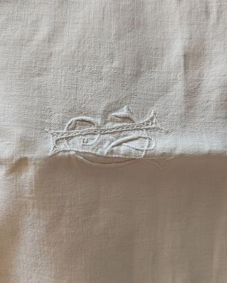 Coppia federe cuscino vintage ricamate ecrù