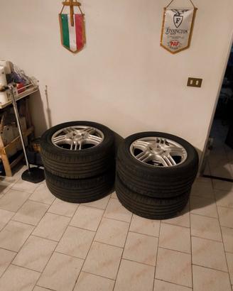 Cerchi in Lega da 18 Pollici 