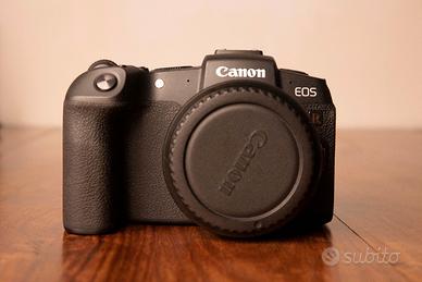 Canon RP + adattatore + 50mm