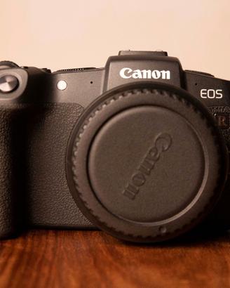 Canon RP + adattatore + 50mm