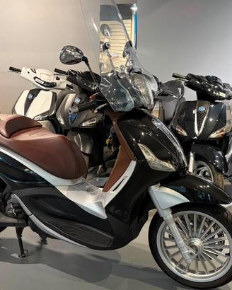 Piaggio Beverly 300