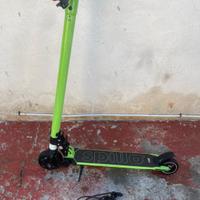 Monopattino elettrico spilloone