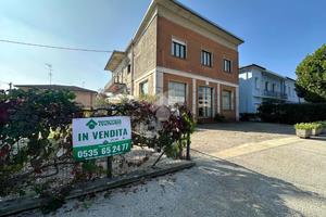 CASA INDIPENDENTE A SAN GIACOMO DELLE SEGNATE