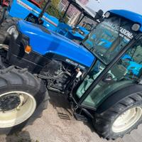 TRATTORE NEW HOLLAND TN95F
