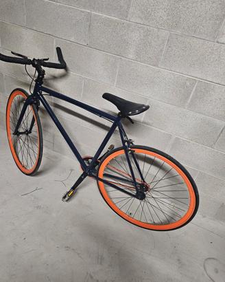 Bici single speed scatto fisso urban blu arancione