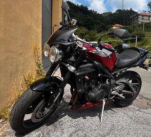Street triple 675 r