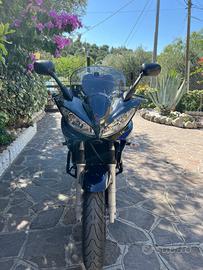 Yamaha FZ6
