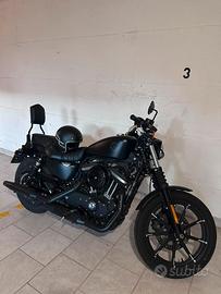 Harley Davidson 883