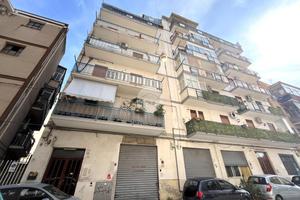 3 LOCALI A PALERMO